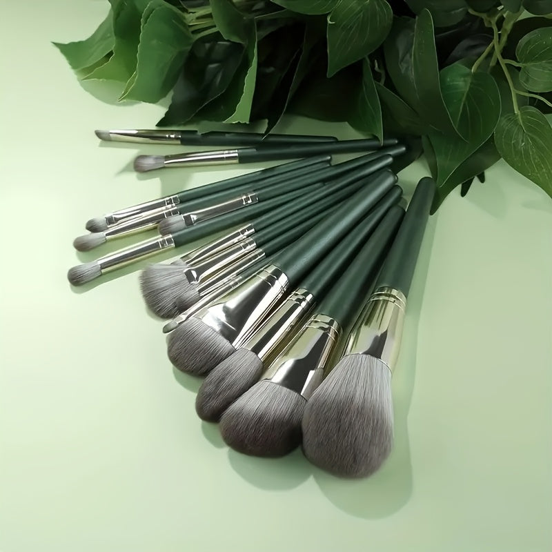 Luxurious 14pcs Makeup Brush Set - Plush, Green Professional Brushes for Full Face & Eye Detailing - Ideal for Foundation, Contouring & Blending