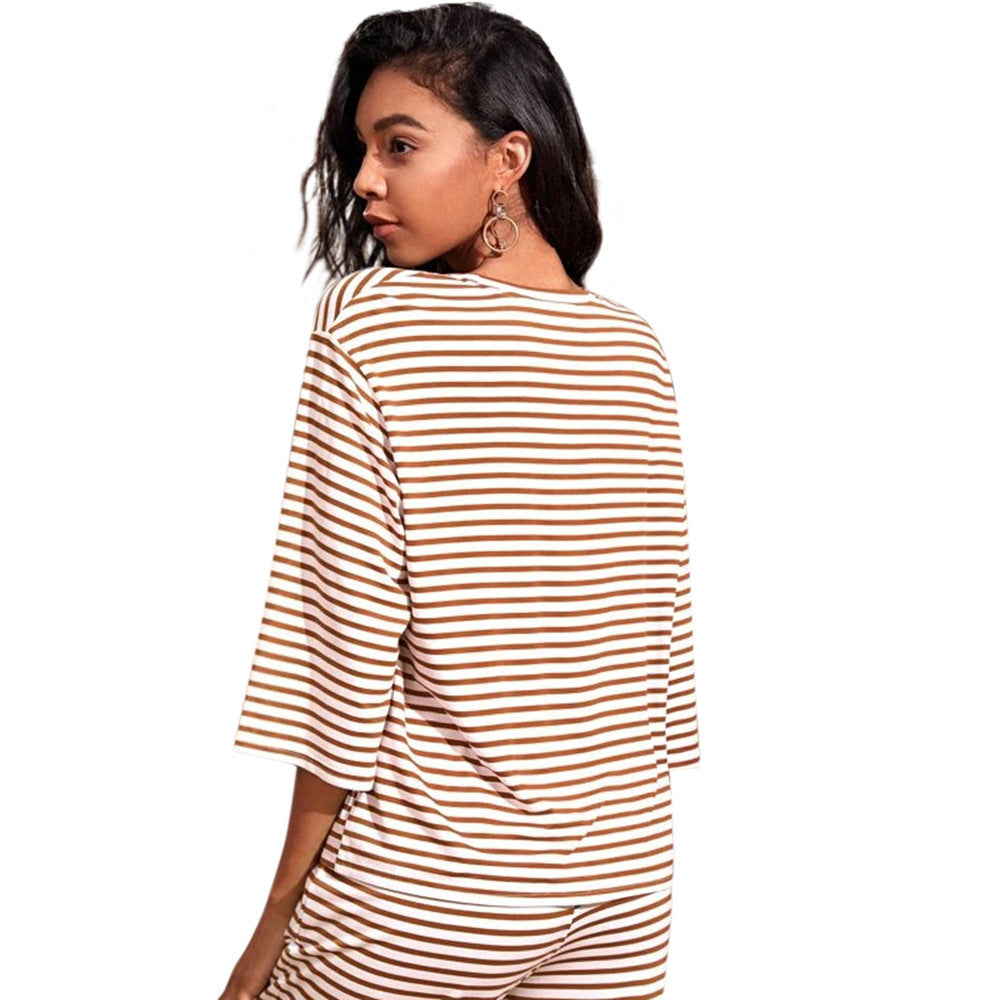 Women's Round-neck Loose Casual Striped Top