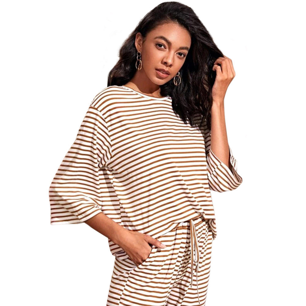 Women's Round-neck Loose Casual Striped Top